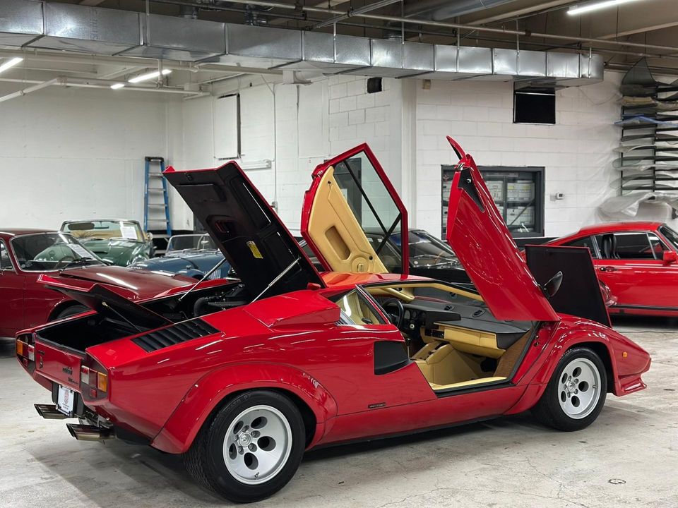 1985 Lamborghini Countach 5000 QV Downdraft