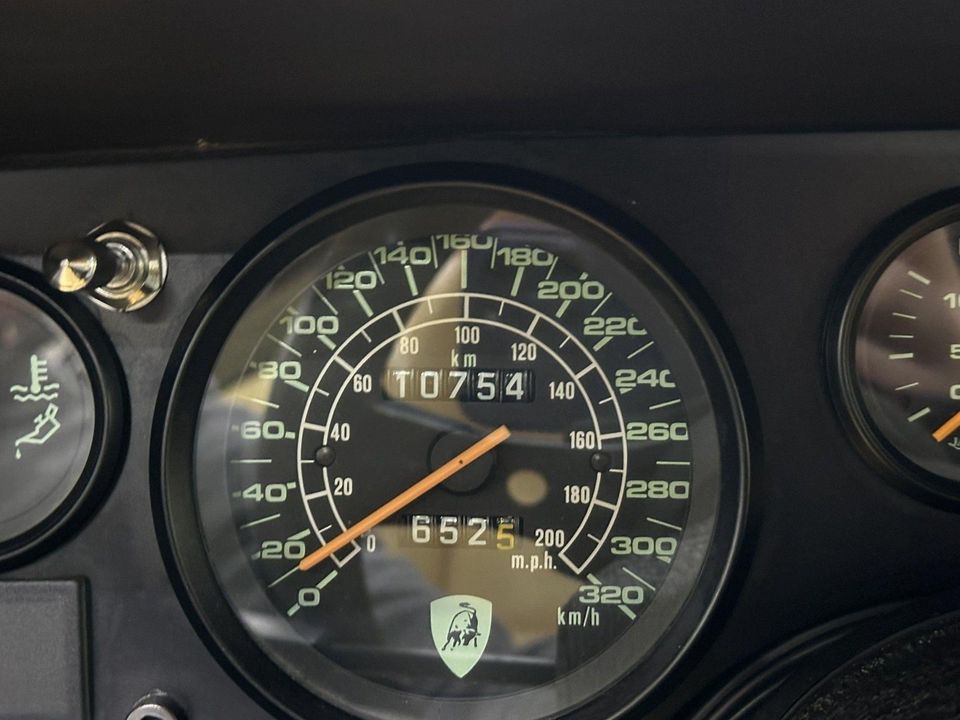 1985 Lamborghini Countach 5000 QV Downdraft