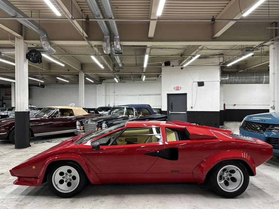1985 Lamborghini Countach 5000 QV Downdraft
