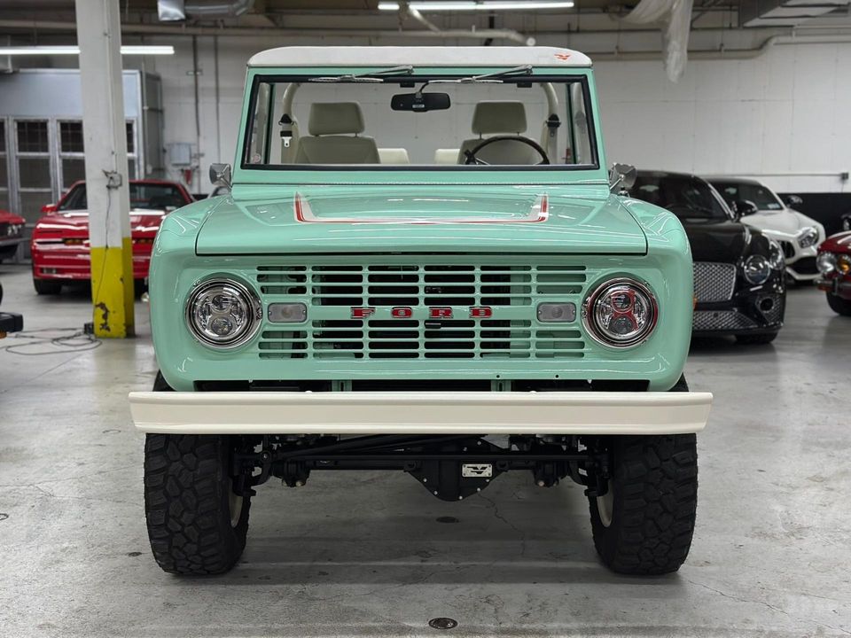 1969 Ford Bronco by Velocity