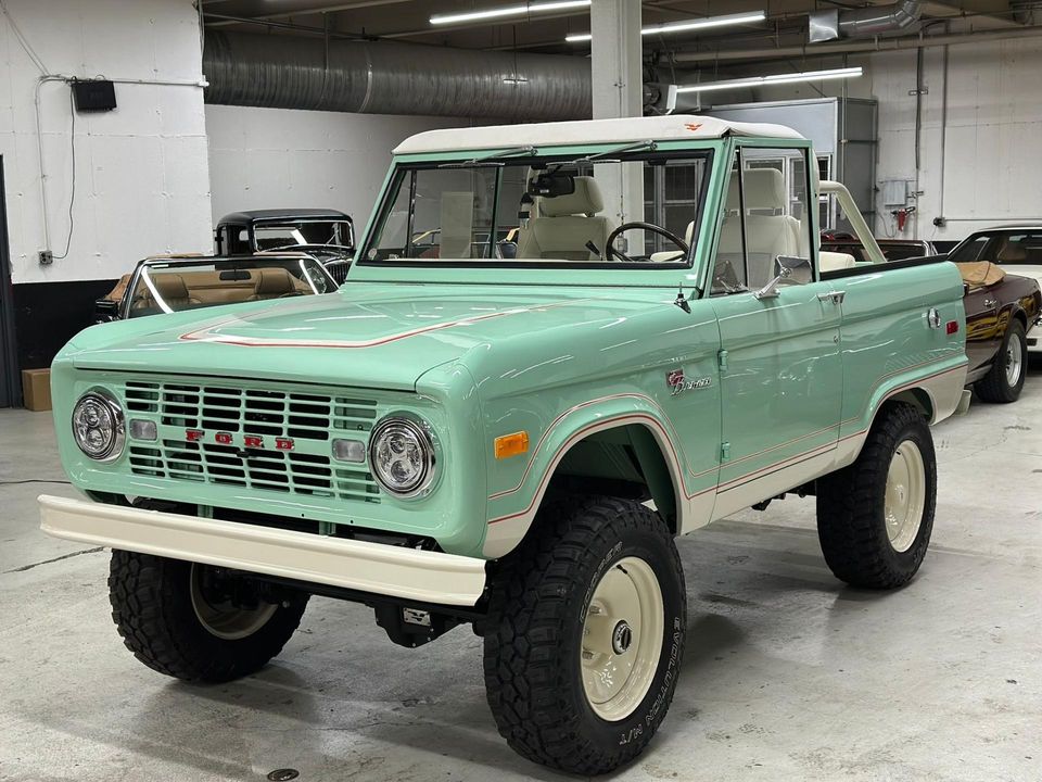 1969 Ford Bronco by Velocity
