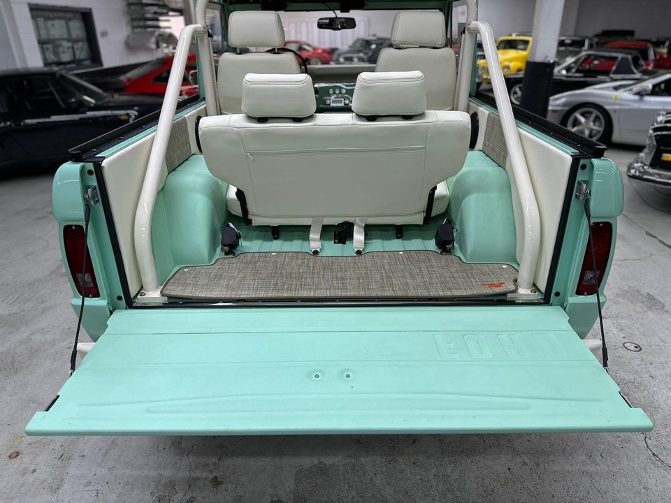 1969 Ford Bronco by Velocity