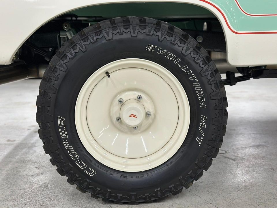 1969 Ford Bronco by Velocity