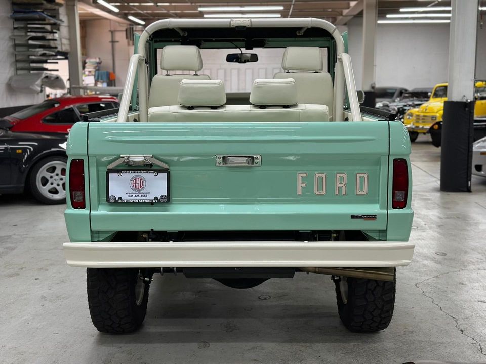 1969 Ford Bronco by Velocity