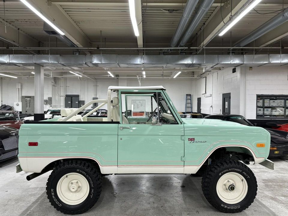1969 Ford Bronco by Velocity