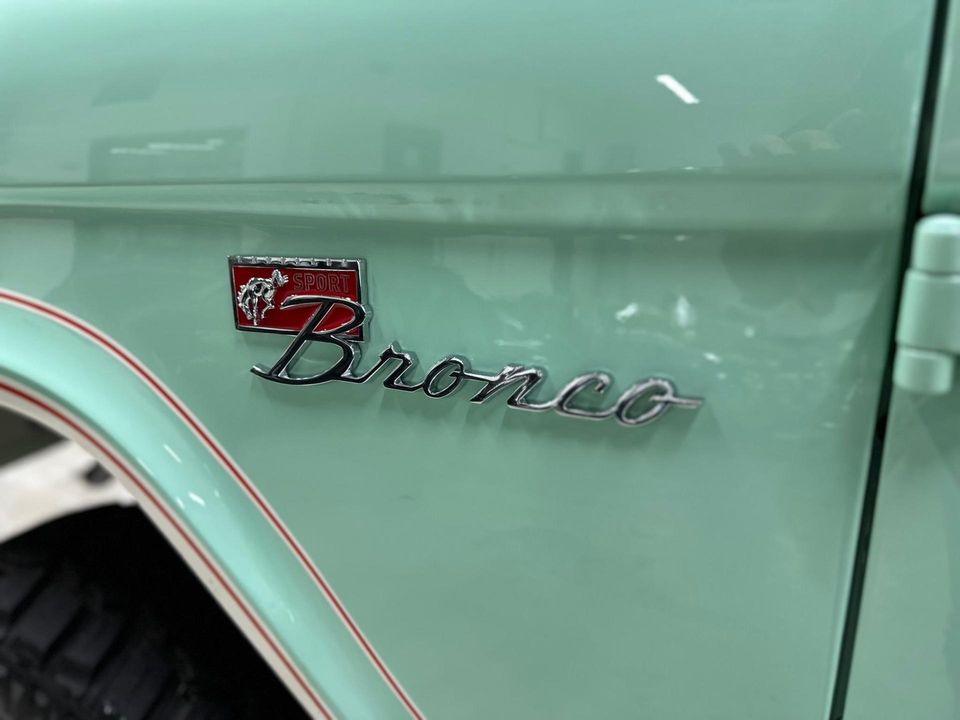 1969 Ford Bronco by Velocity