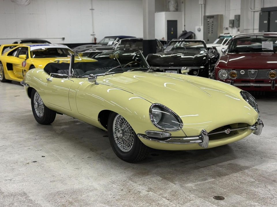 1965 Jaguar E-Type 4.2 Liter series 1 Roadster