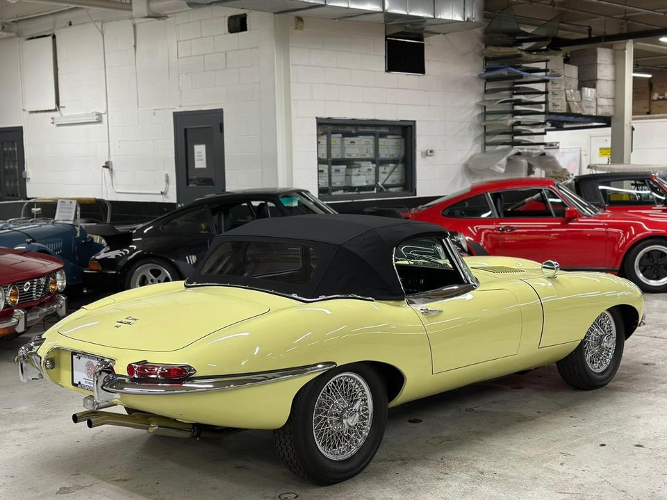 1965 Jaguar E-Type 4.2 Liter series 1 Roadster