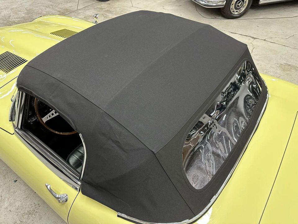 1965 Jaguar E-Type 4.2 Liter series 1 Roadster