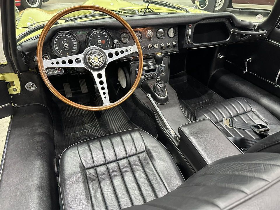 1965 Jaguar E-Type 4.2 Liter series 1 Roadster