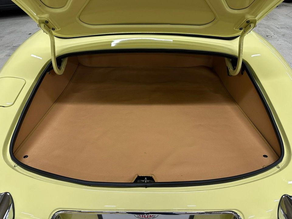 1965 Jaguar E-Type 4.2 Liter series 1 Roadster
