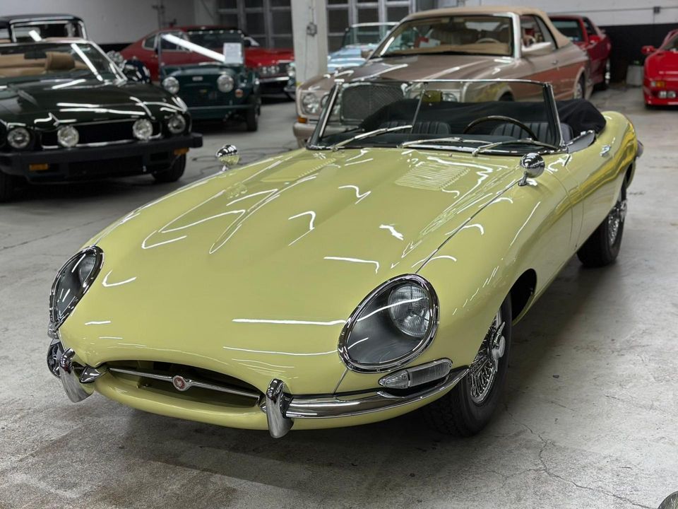 1965 Jaguar E-Type 4.2 Liter series 1 Roadster
