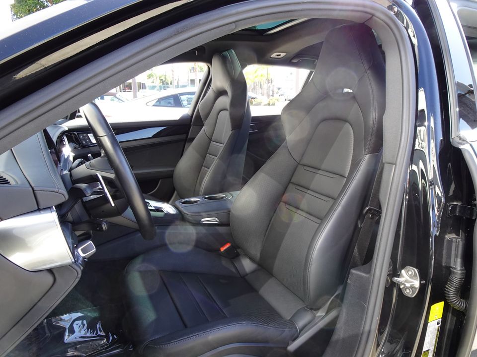 2023 Porsche Panamera