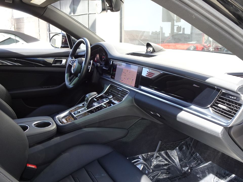 2023 Porsche Panamera