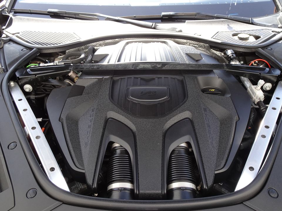 2023 Porsche Panamera