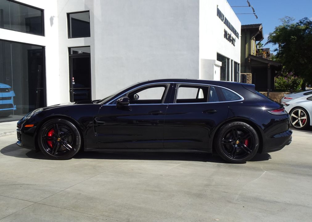 2023 Porsche Panamera