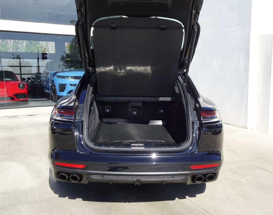 2023 Porsche Panamera