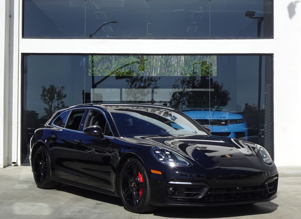 2023 Porsche Panamera