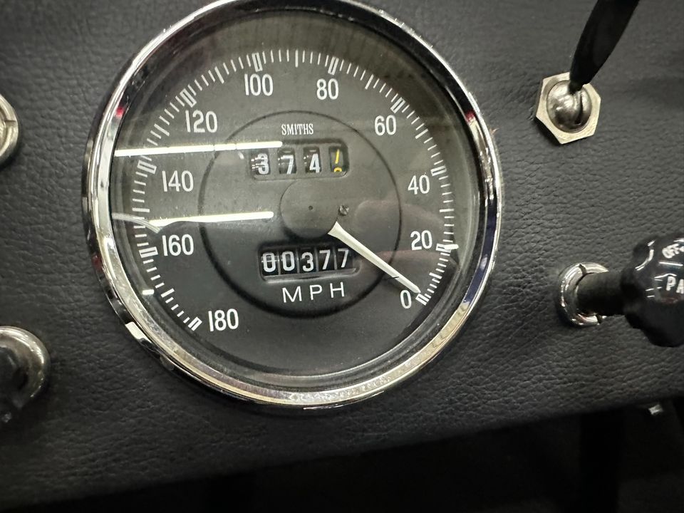 1967 AC SHELBY COBRA 427 SC BY SUPERFORMANCE