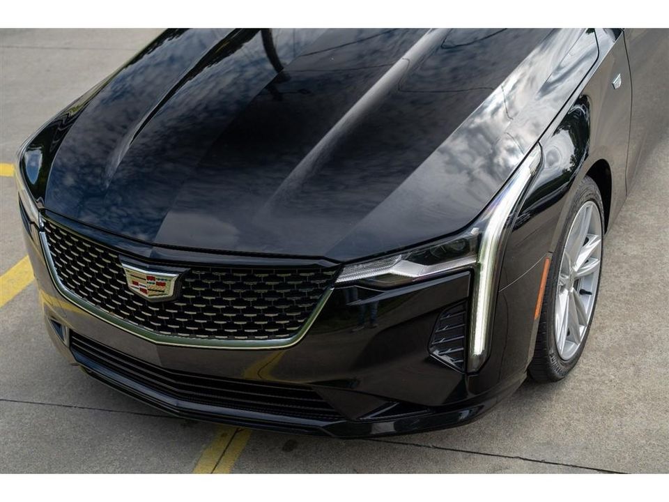 2024 Cadillac CT4