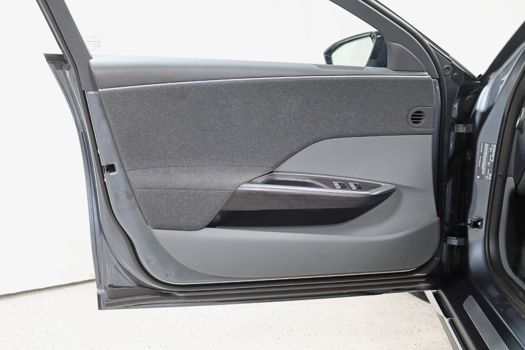 2025 Lucid Air