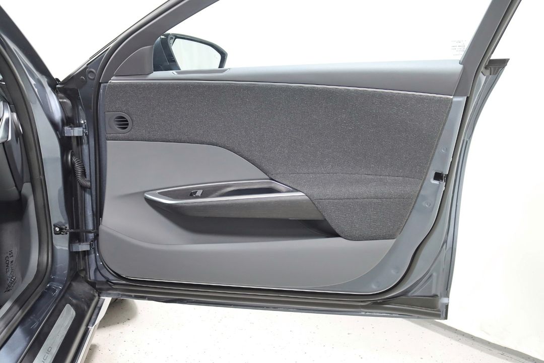 2025 Lucid Air
