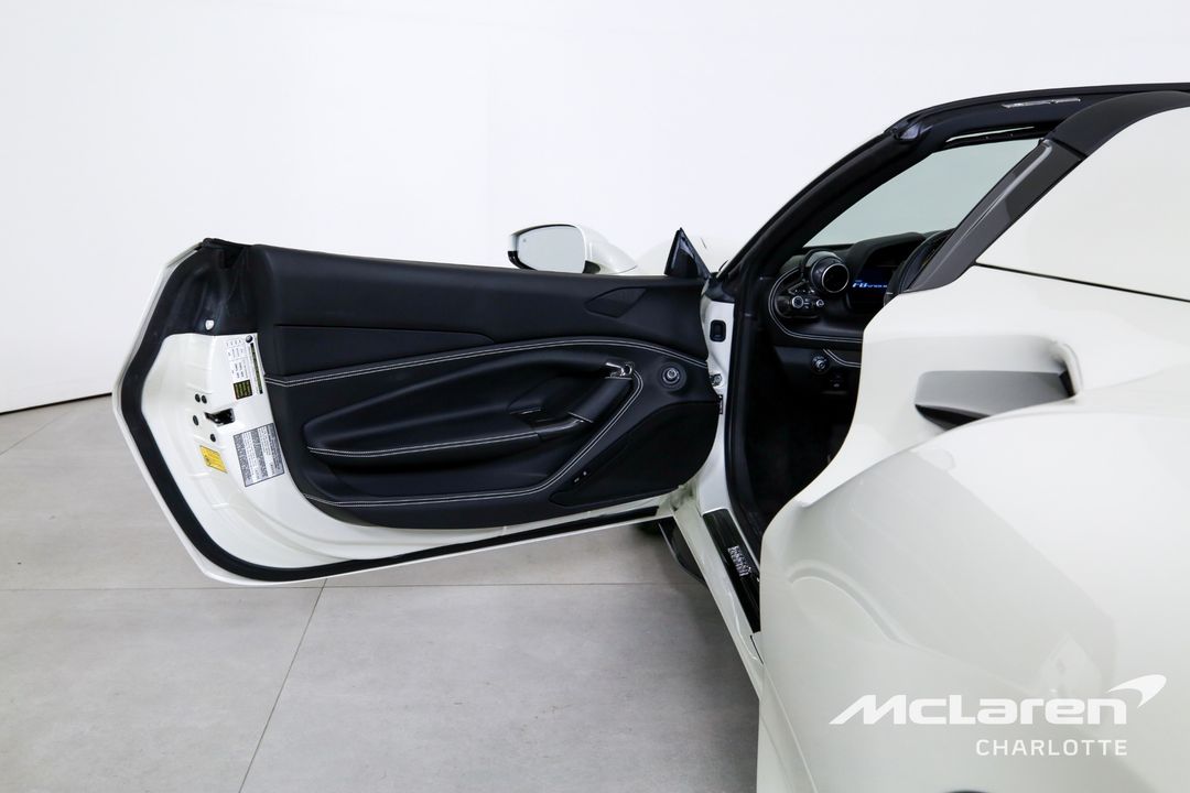 2022 Ferrari F8 Spider