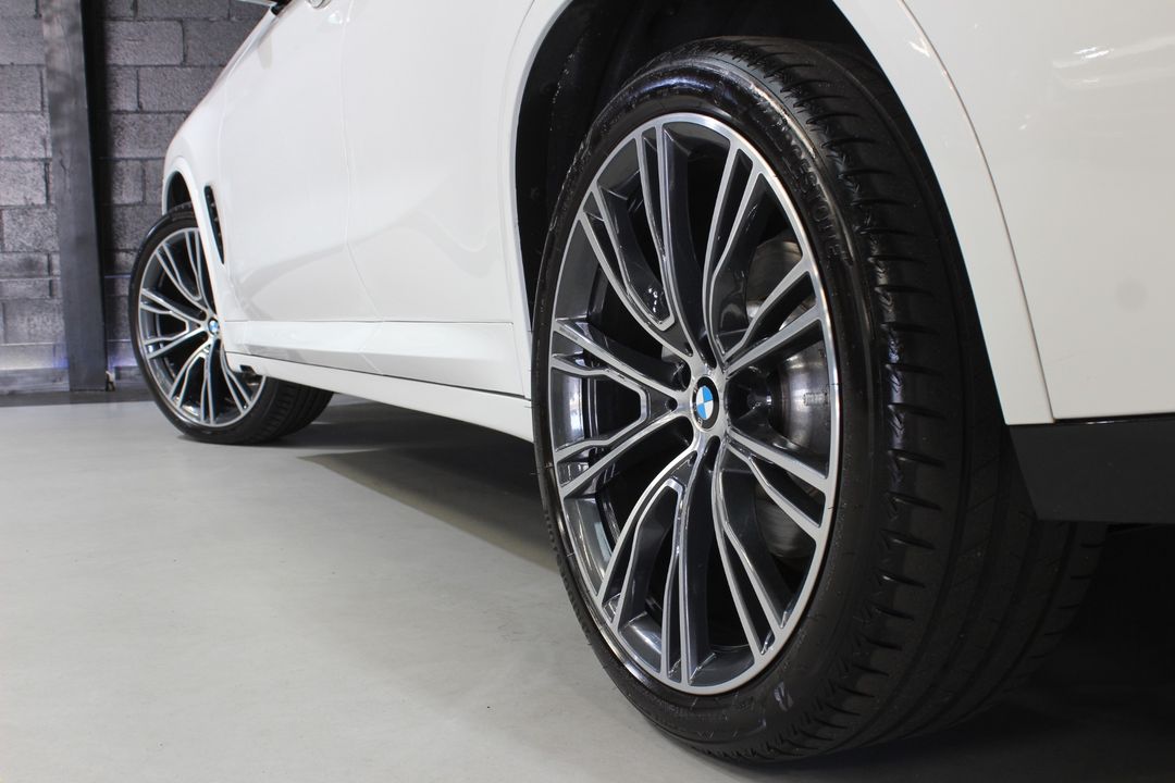 2023 BMW X4