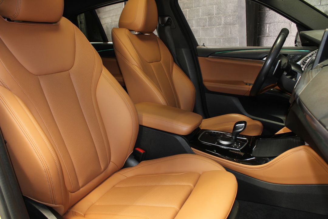 2023 BMW X4