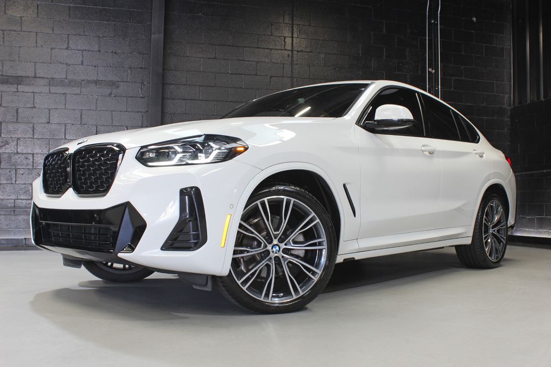 2023 BMW X4