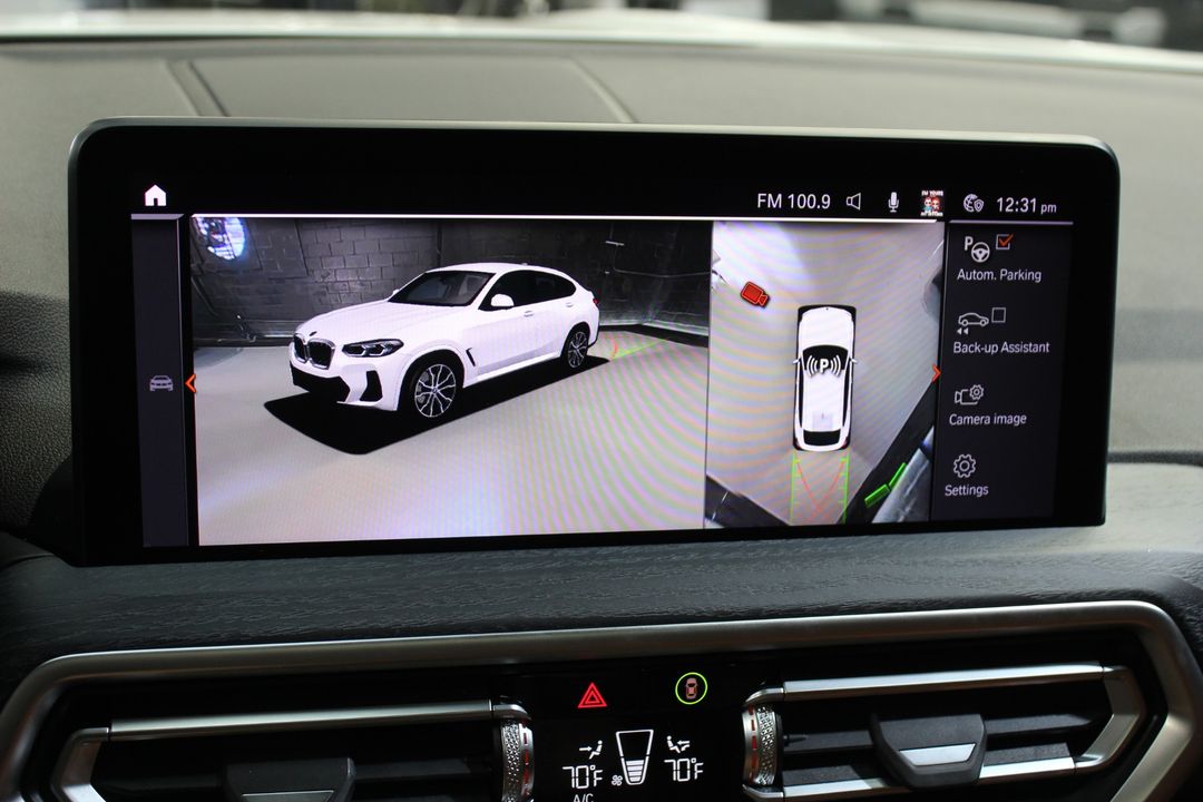 2023 BMW X4