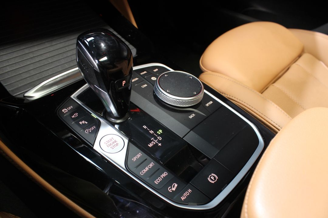 2023 BMW X4