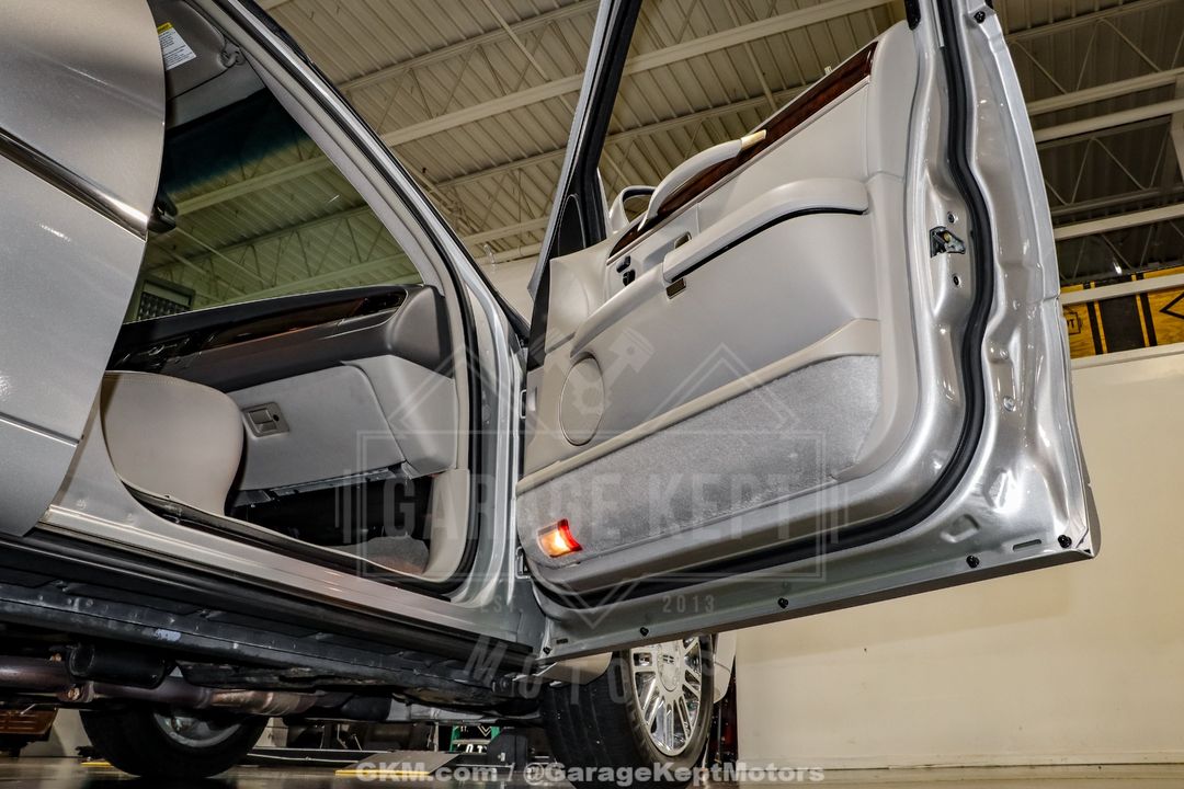 2010 Lincoln Town Car