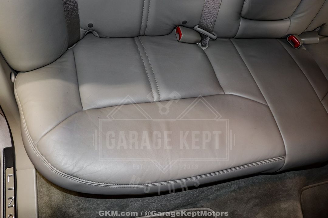 2010 Lincoln Town Car