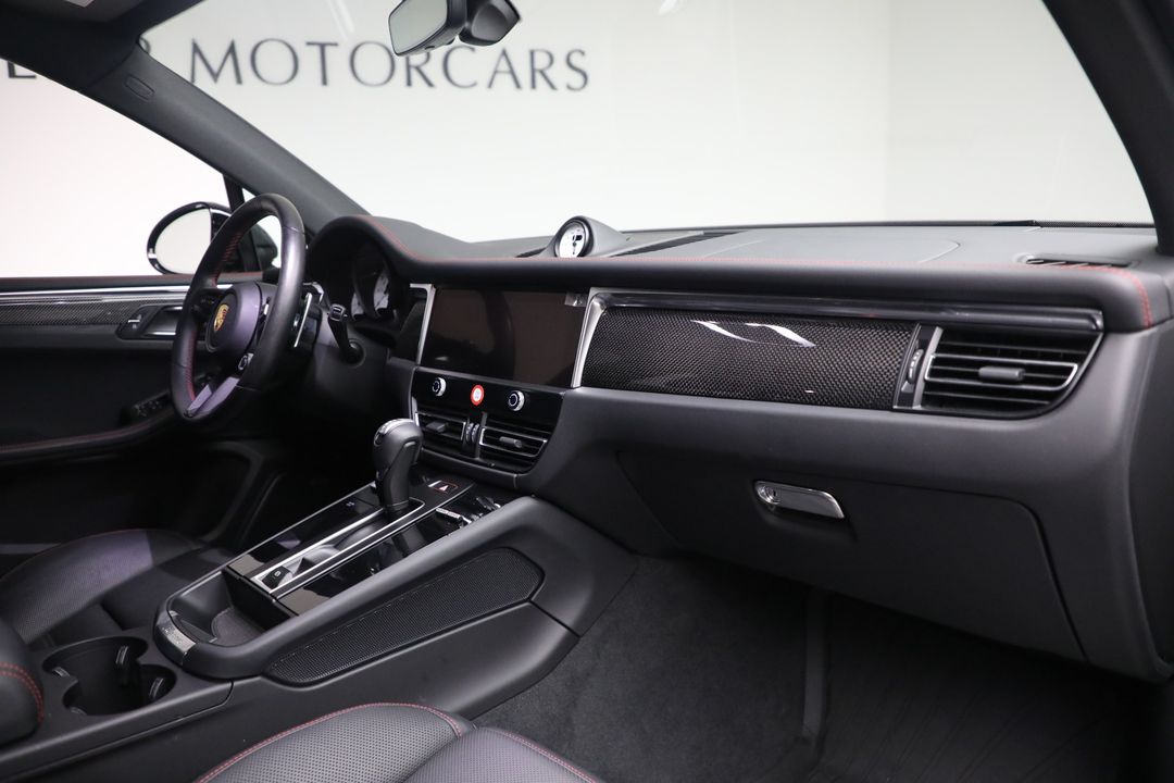 2023 Porsche Macan