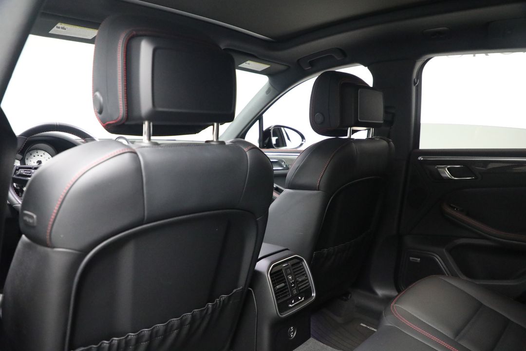 2023 Porsche Macan