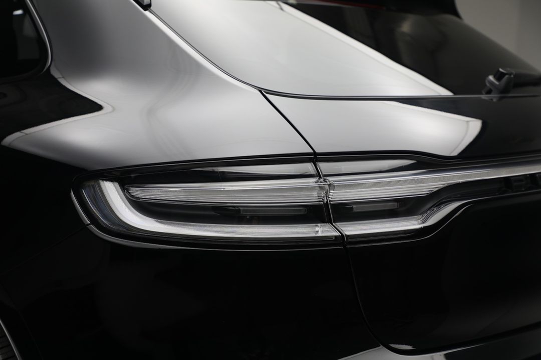 2023 Porsche Macan