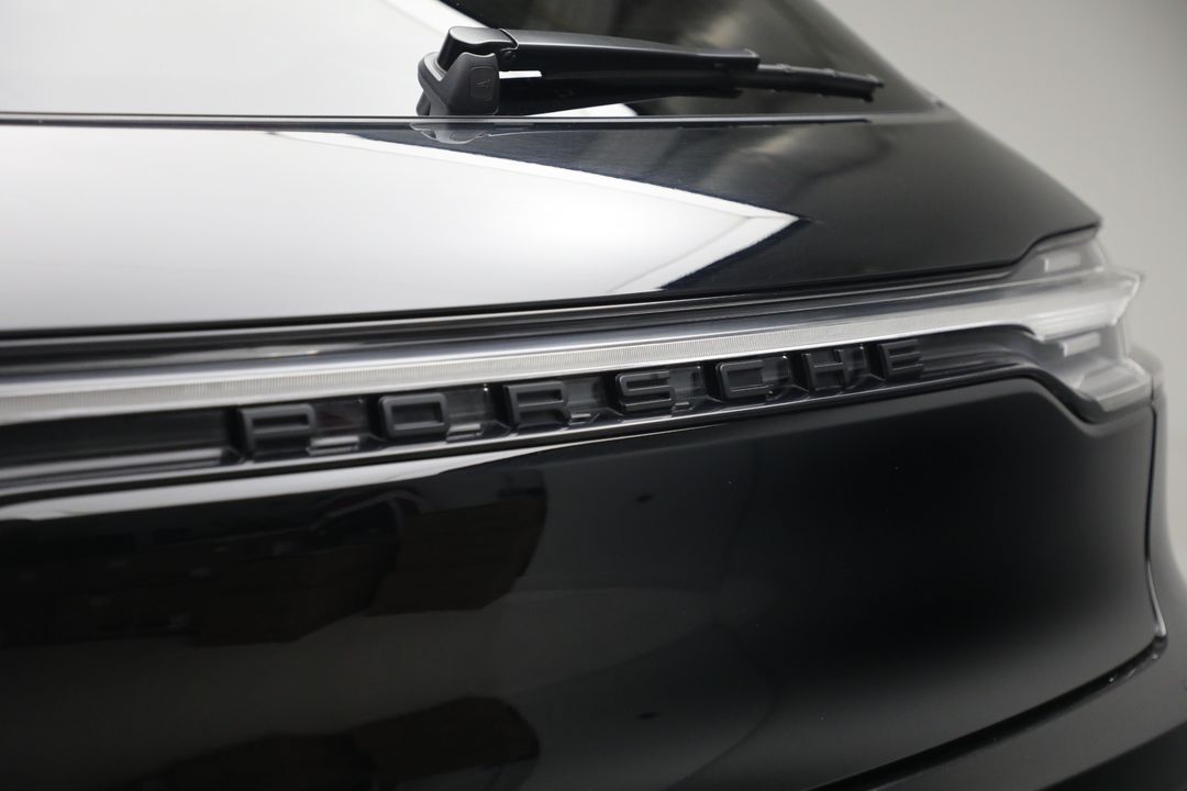 2023 Porsche Macan