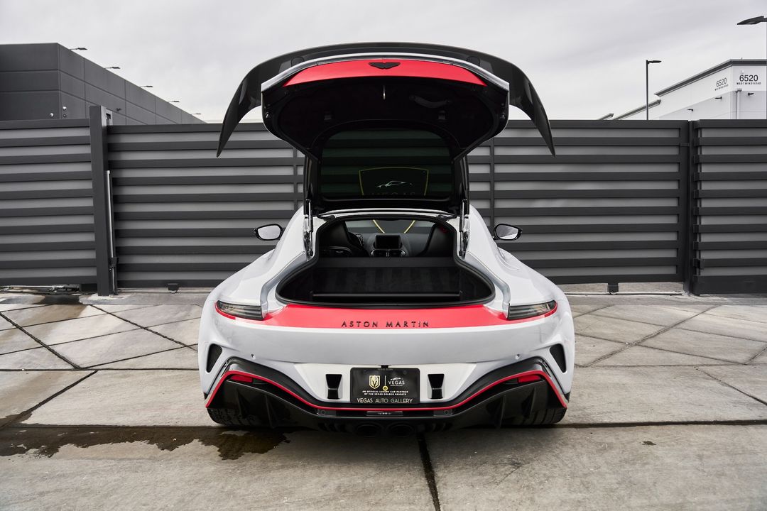 2023 Aston Martin Vantage