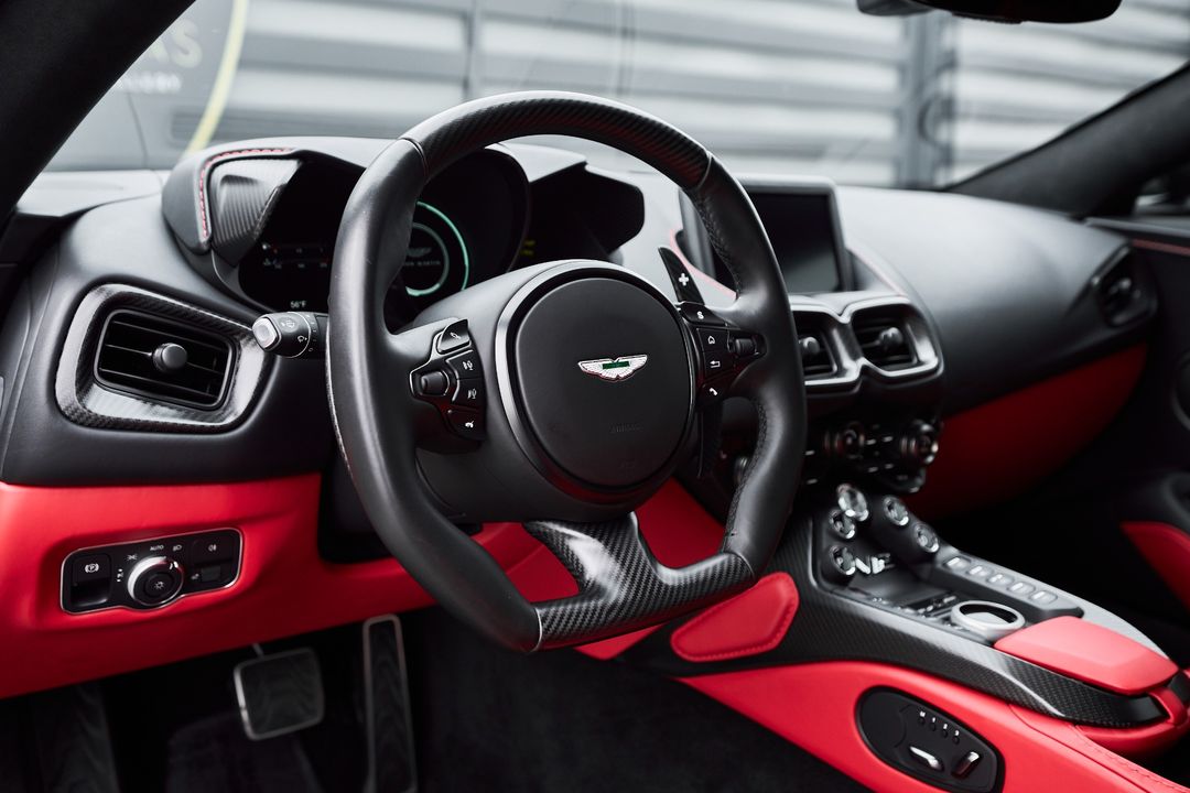 2023 Aston Martin Vantage