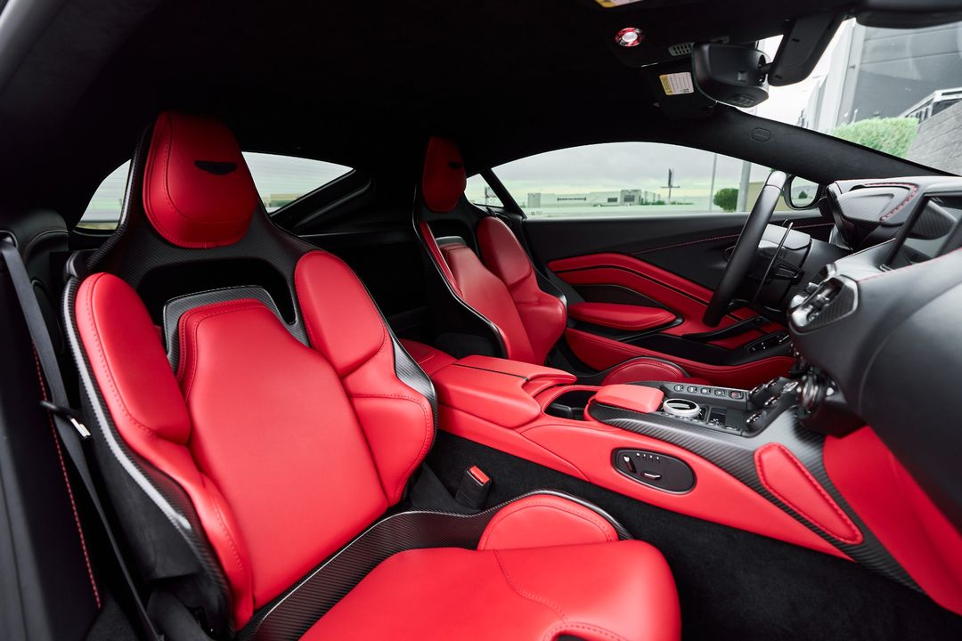 2023 Aston Martin Vantage