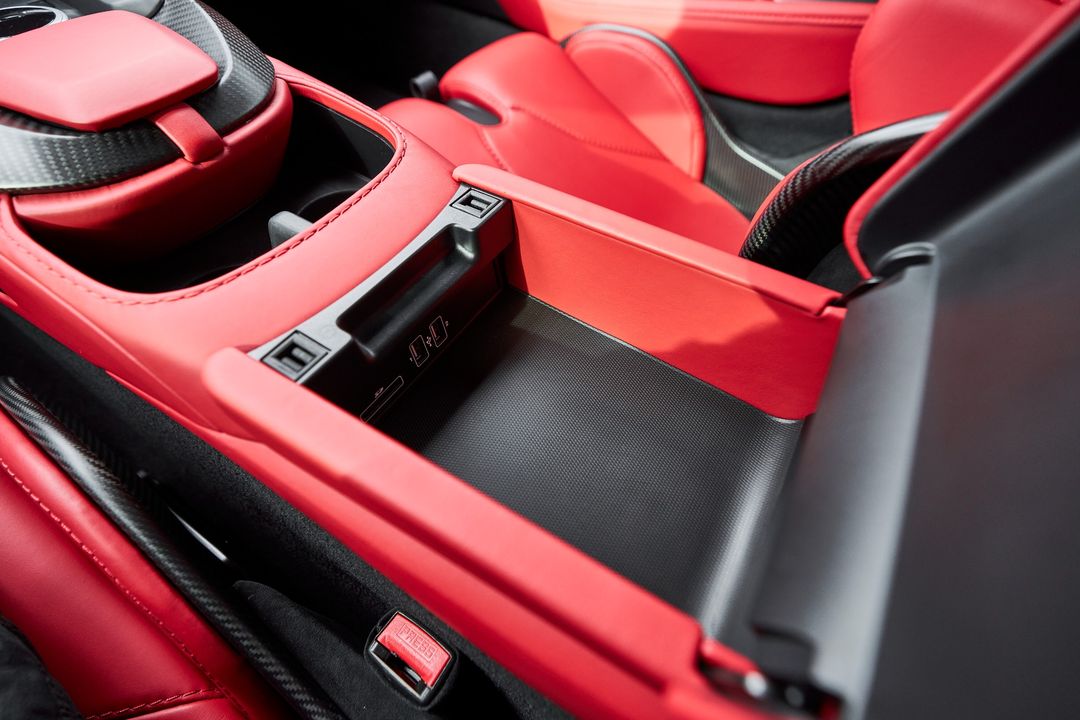 2023 Aston Martin Vantage