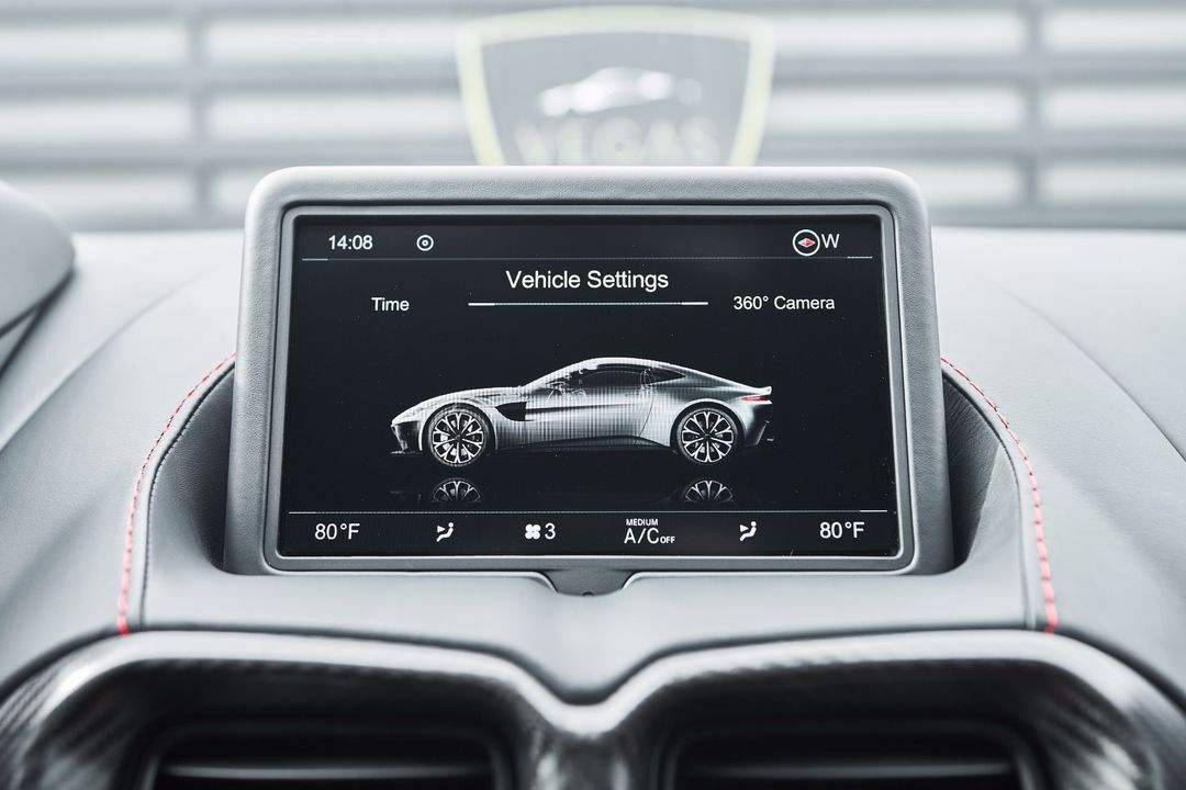 2023 Aston Martin Vantage