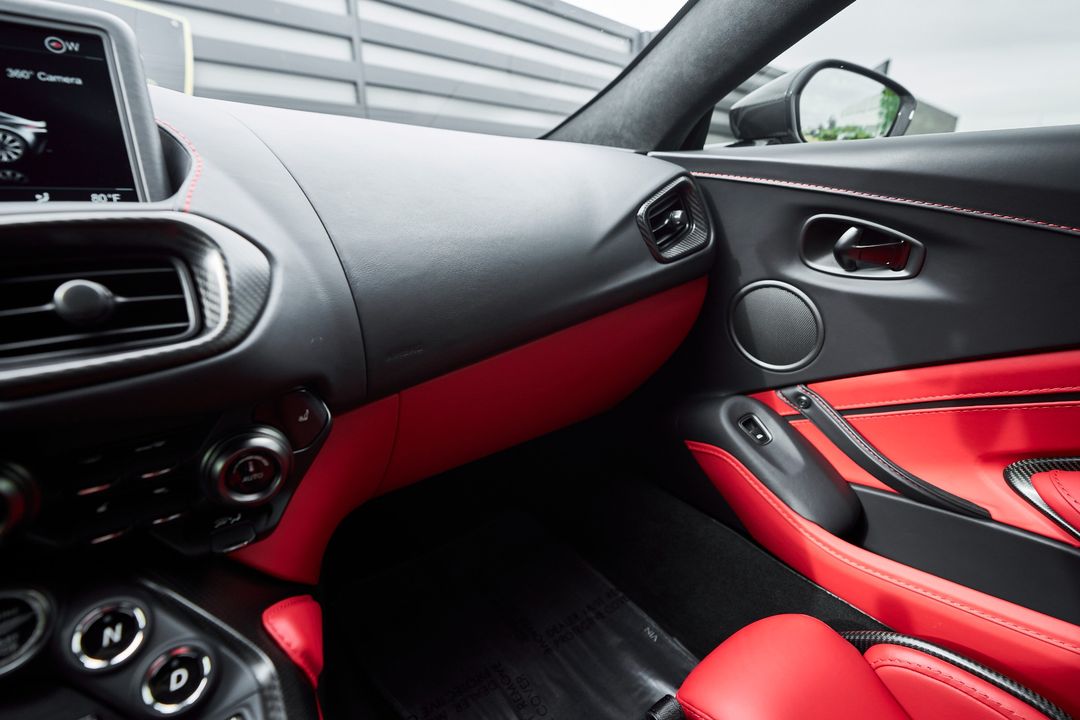 2023 Aston Martin Vantage