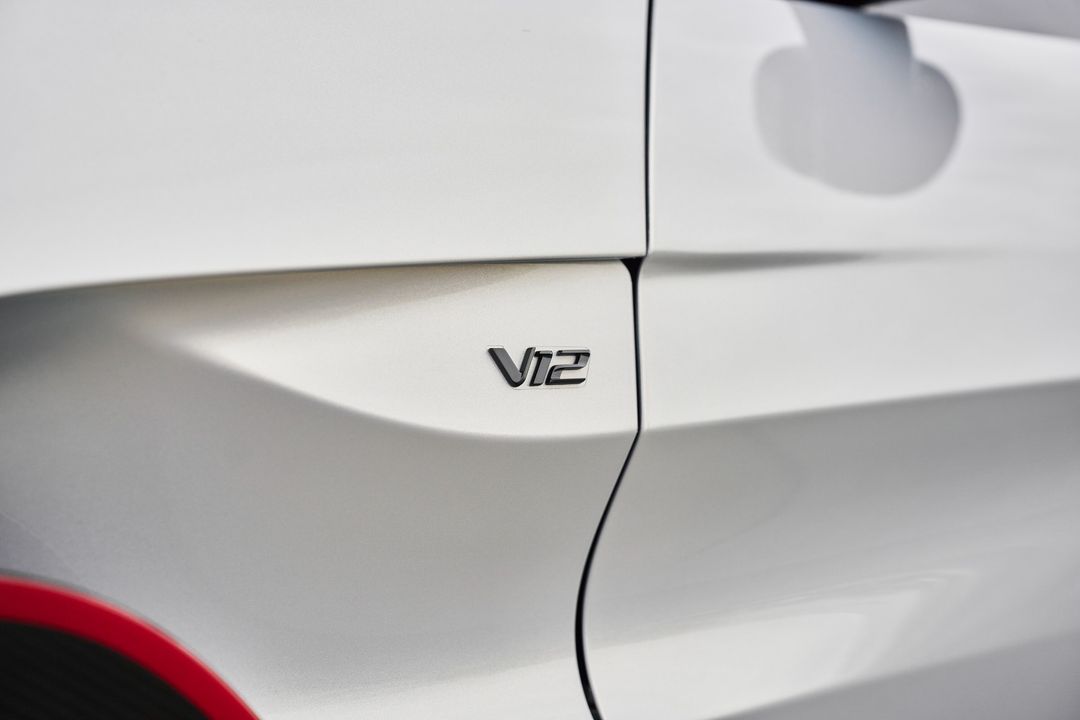 2023 Aston Martin Vantage