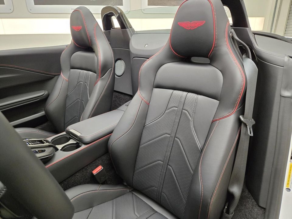 2026 Aston Martin Vantage