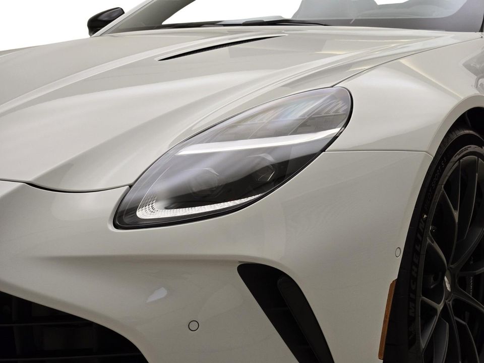 2026 Aston Martin Vantage
