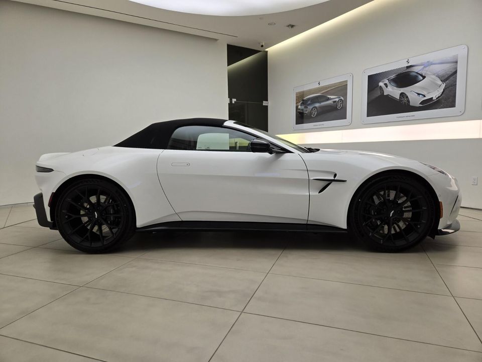 2026 Aston Martin Vantage