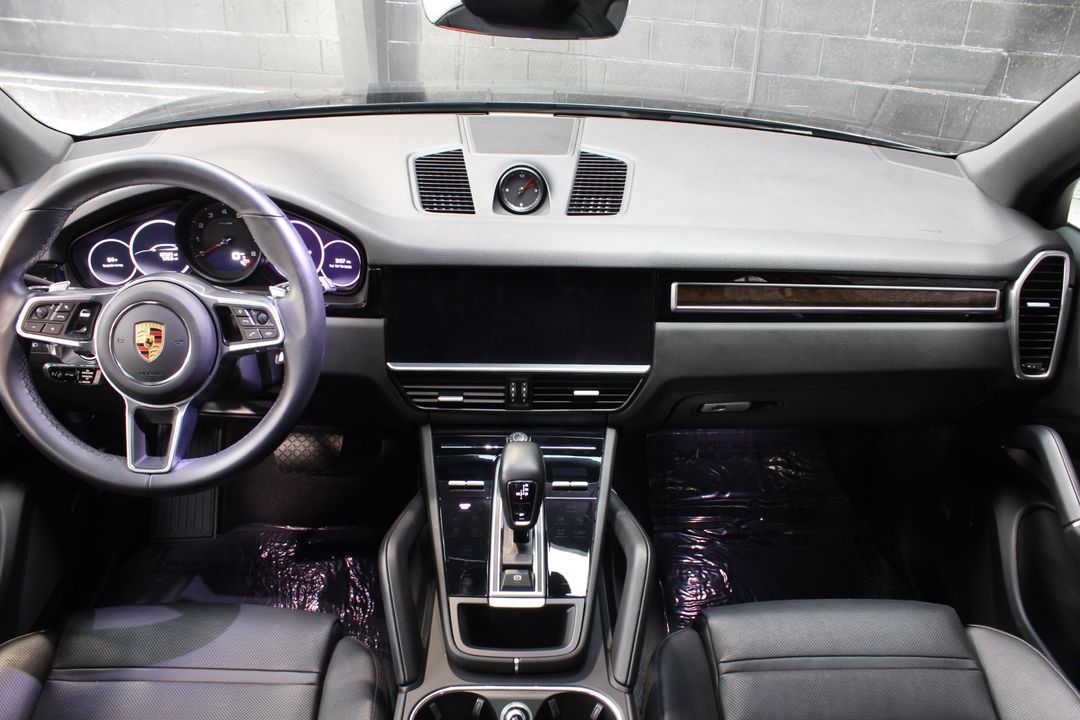 2023 Porsche Cayenne