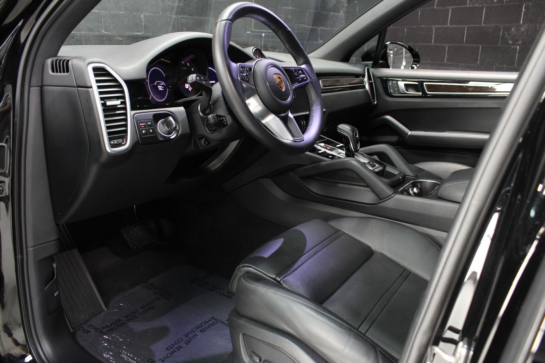 2023 Porsche Cayenne